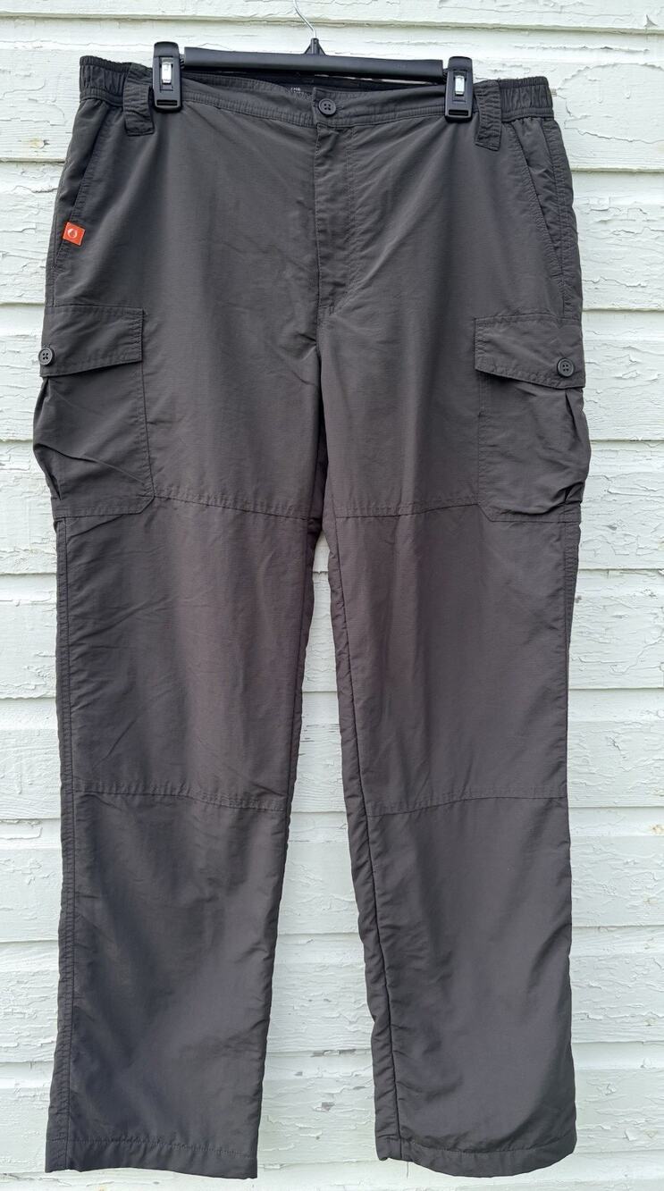 American Outdoorsman Cargo Pants Mens 34x32 Gray Hiking Thermal Lined Utility